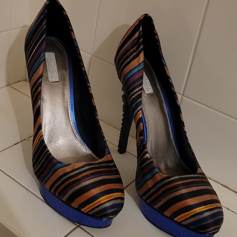 New Rachel Roy Pumps - Picture 9 of 12